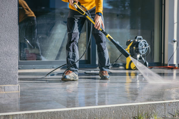 Best Concrete Pressure Washing  in Guttenberg, IA
