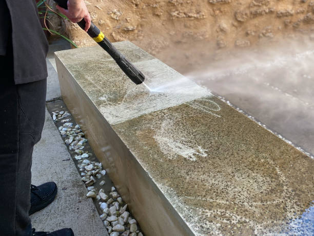 Why Choose Our Certified Pressure Washing Experts for Your Project Needs in Guttenberg, IA?